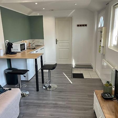 Petit Logement Proche GivernyBonnieres-sur-Seine エクステリア 写真