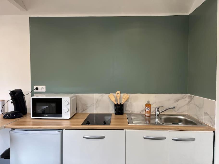 Petit Logement Proche GivernyBonnieres-sur-Seine エクステリア 写真