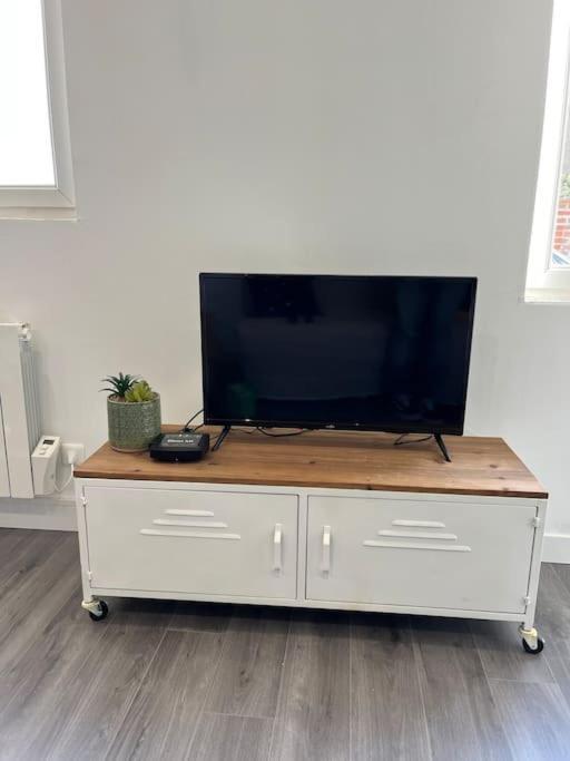 Petit Logement Proche GivernyBonnieres-sur-Seine エクステリア 写真